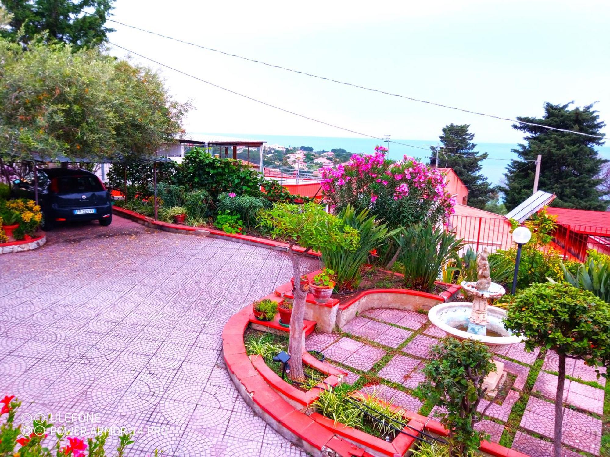 Green Villa Sand Beach Center Close Sea Veiw Cefalu Exterior photo